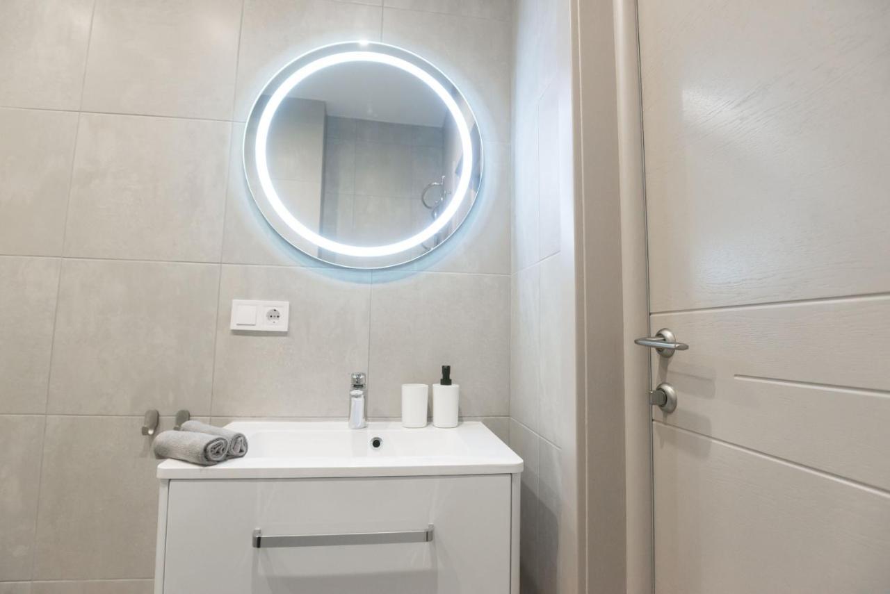 Scandinavian Apartment Elegant Lviv Eksteriør bilde